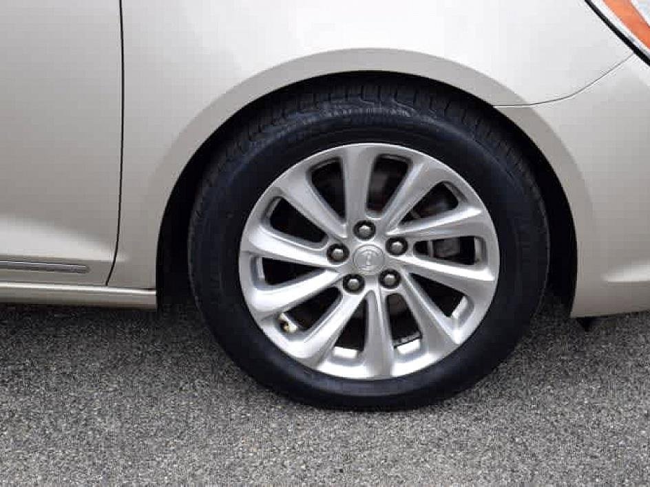 2015 Buick LaCrosse Leather photo