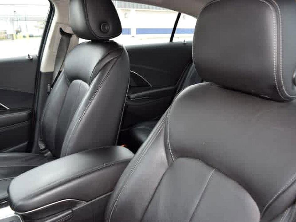 2015 Buick LaCrosse Leather photo