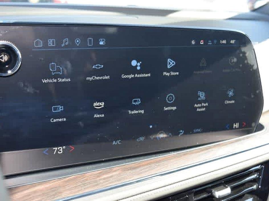 2025 Chevrolet Suburban LS photo