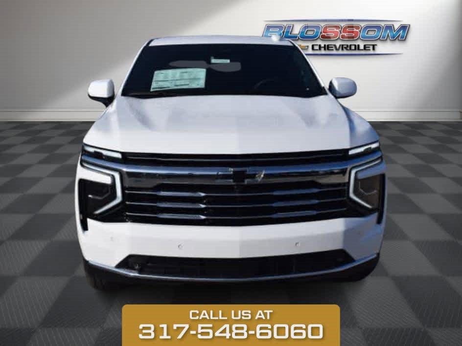 2025 Chevrolet Suburban LT photo