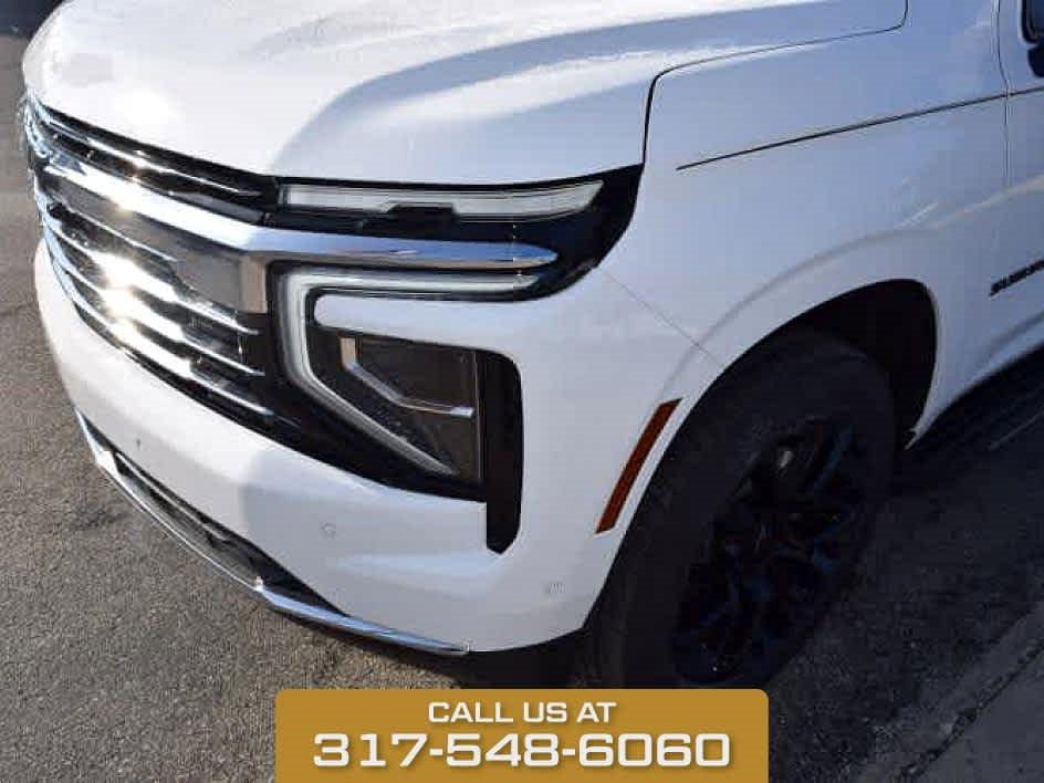 2025 Chevrolet Suburban LT photo