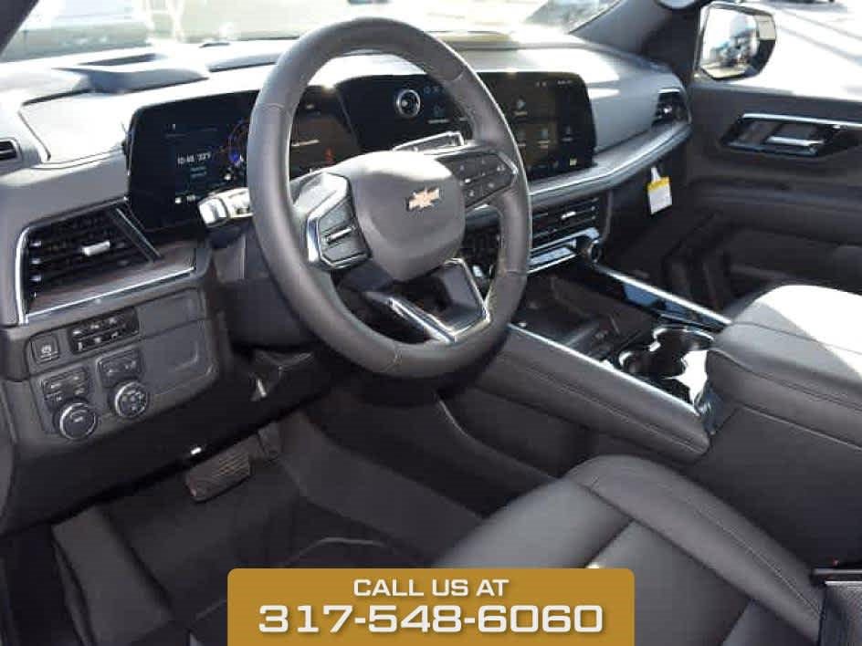 2025 Chevrolet Suburban LT photo