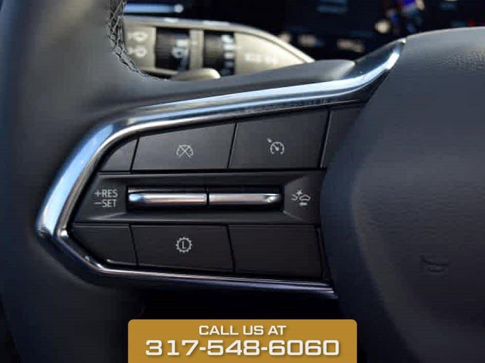 2025 Chevrolet Suburban LT photo