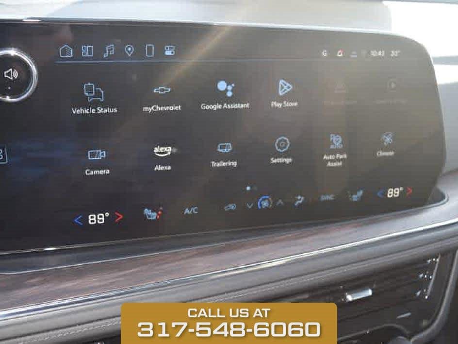 2025 Chevrolet Suburban LT photo