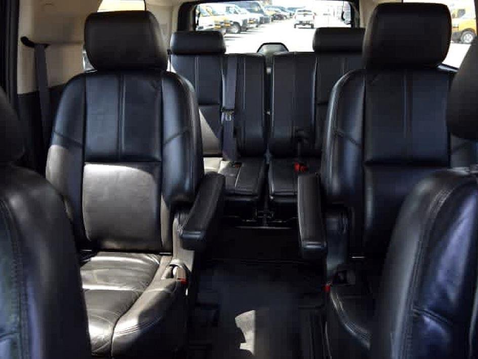 2011 Chevrolet Suburban LT 1500 photo