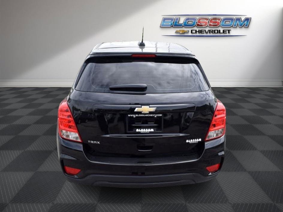 2017 Chevrolet Trax LS photo