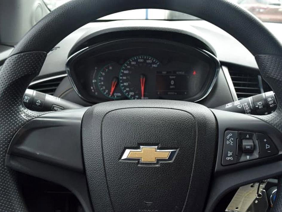 2017 Chevrolet Trax LS photo