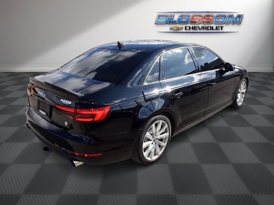 2017 Audi A4 Premium photo
