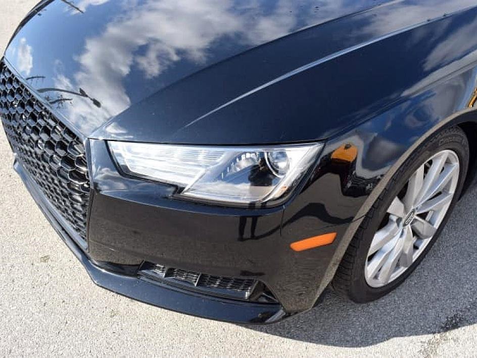 2017 Audi A4 Premium photo