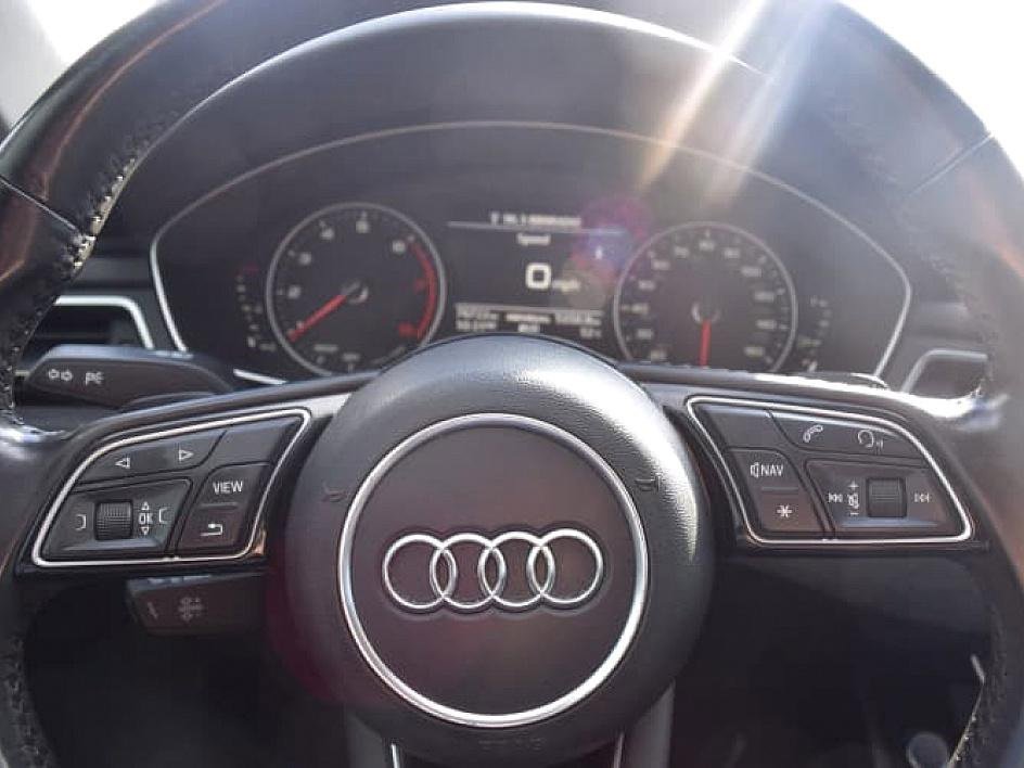 2017 Audi A4 Premium photo