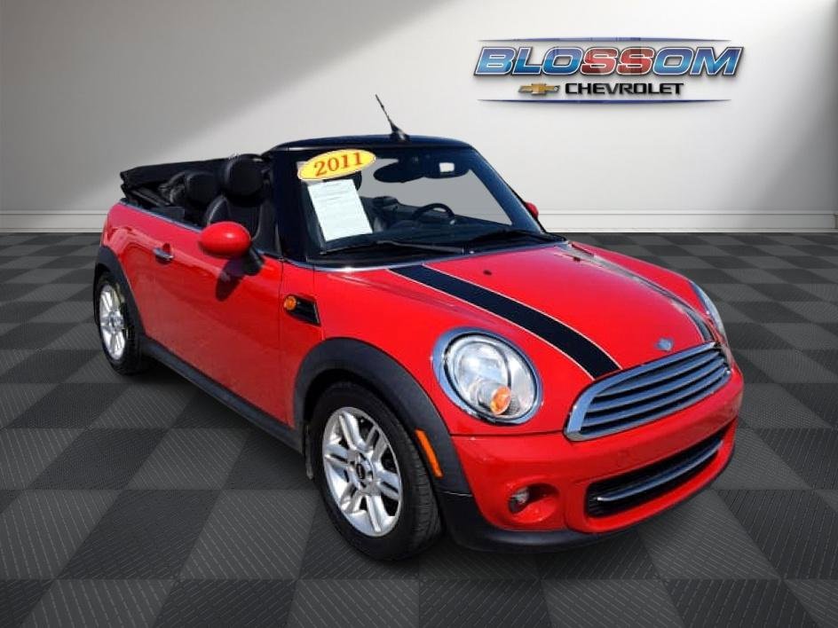 2011 MINI Cooper photo