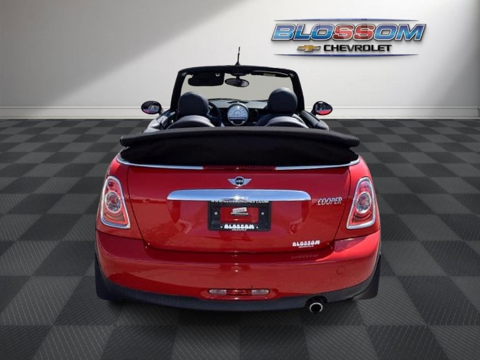 2011 MINI Cooper photo