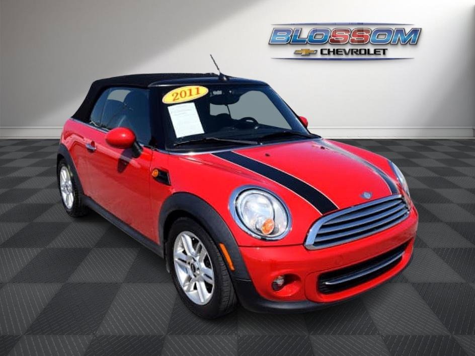 2011 MINI Cooper photo
