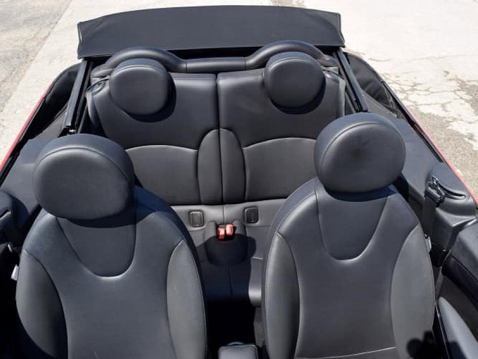 2011 MINI Cooper photo