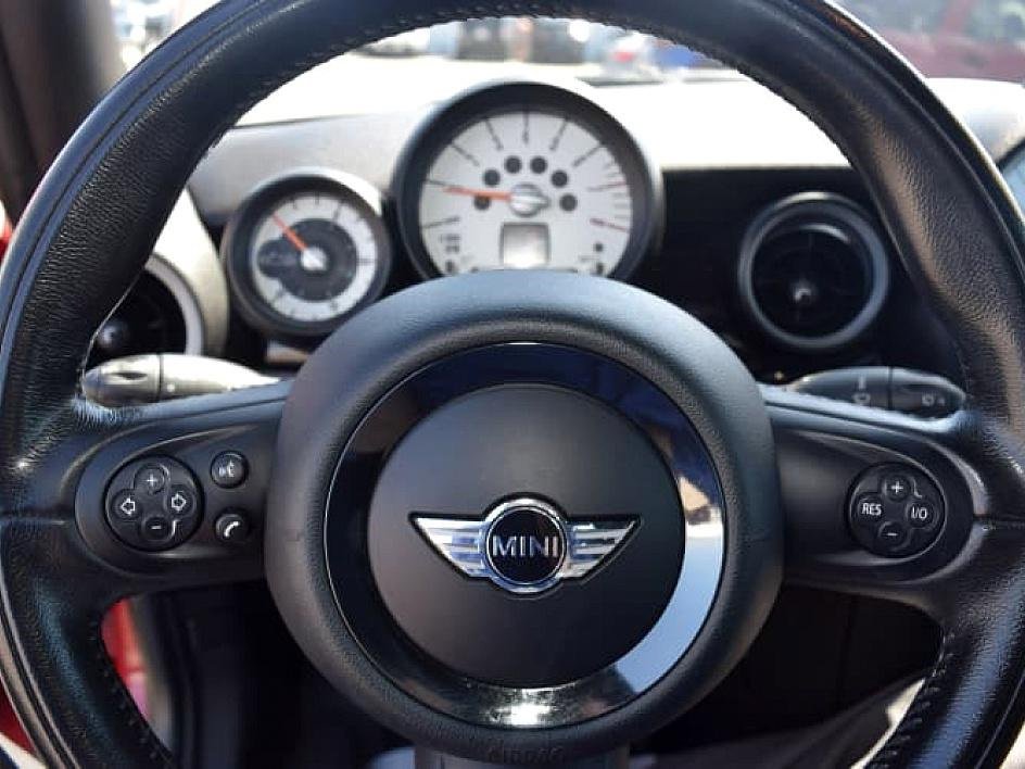 2011 MINI Cooper photo