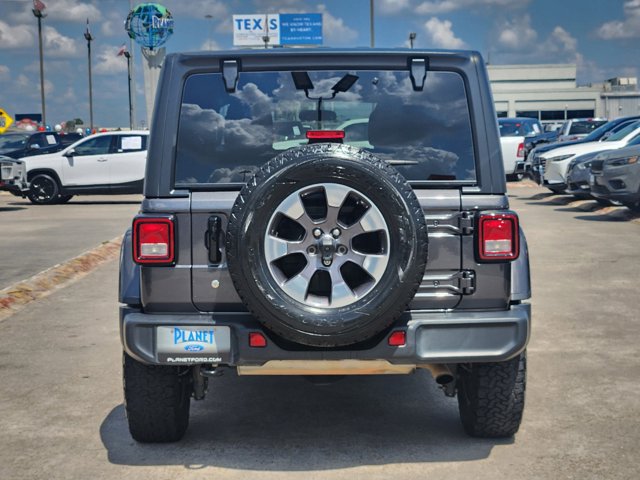 2018 Jeep Wrangler Unlimited Sahara 5