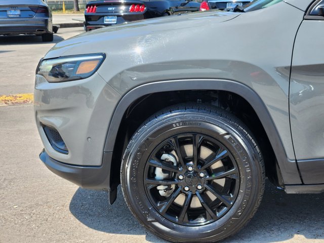 2023 Jeep Cherokee Altitude Lux 7