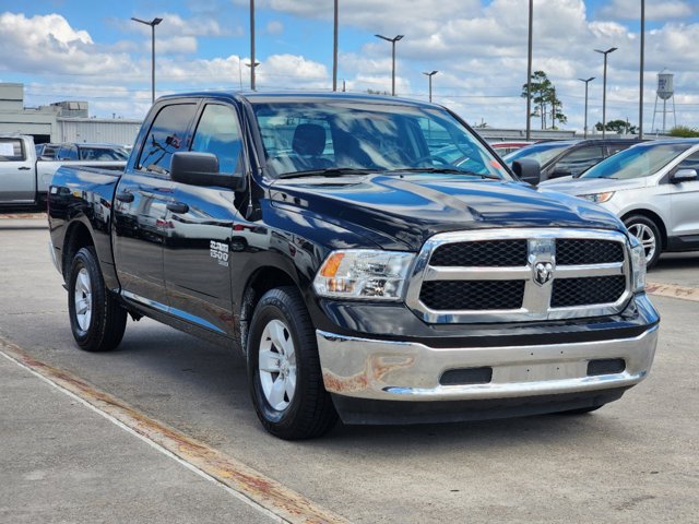 2022 Ram 1500 Classic SLT 3