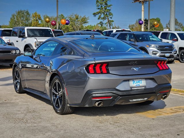 2024 Ford Mustang EcoBoost 4