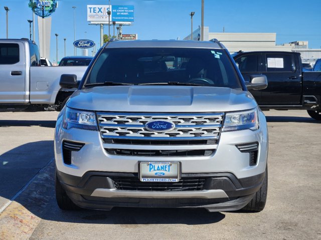 2019 Ford Explorer XLT 2