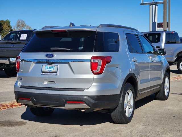 2019 Ford Explorer XLT 6