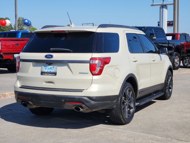 2018 Ford Explorer XLT 4