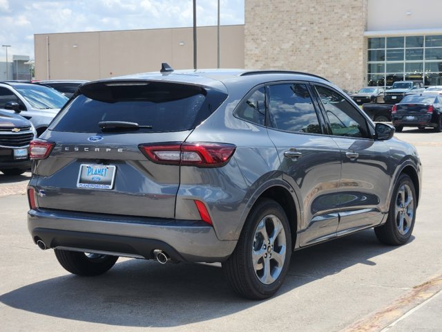 2024 Ford Escape ST-Line 3