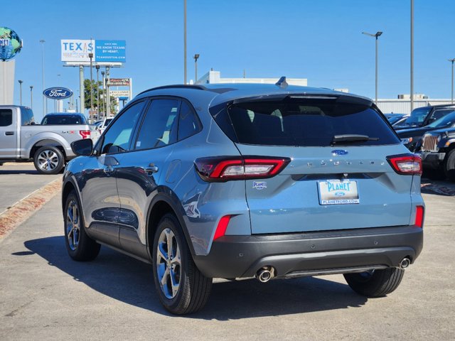 2025 Ford Escape ST-Line 3