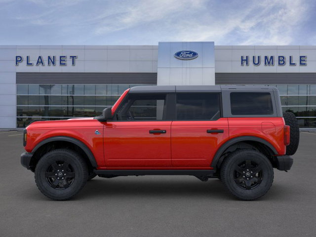 2024 Ford Bronco Black Diamond 3