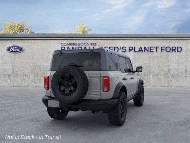 2024 Ford Bronco Black Diamond 8