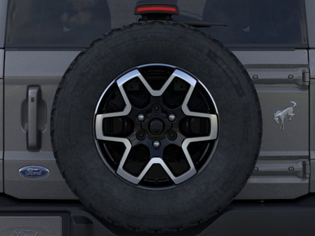 2024 Ford Bronco Outer Banks 24