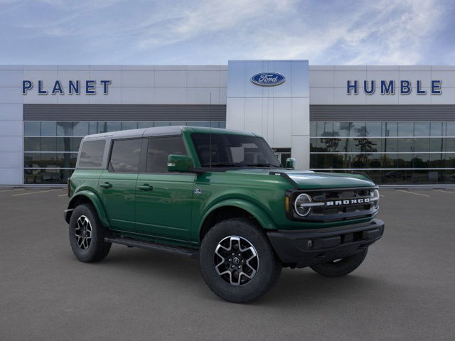 2024 Ford Bronco Outer Banks 7