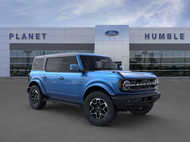 2024 Ford Bronco Outer Banks 7