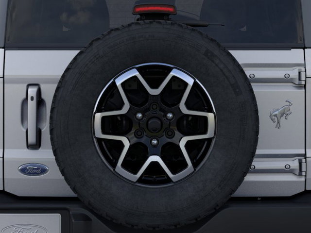 2024 Ford Bronco Outer Banks 24