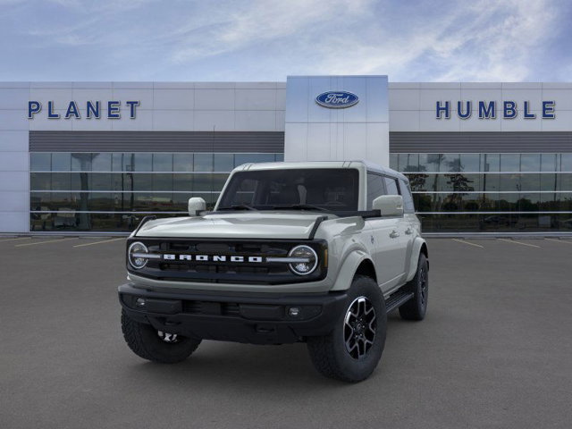 2024 Ford Bronco Outer Banks 2