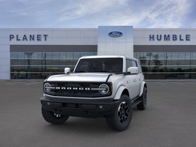 2024 Ford Bronco Outer Banks 2