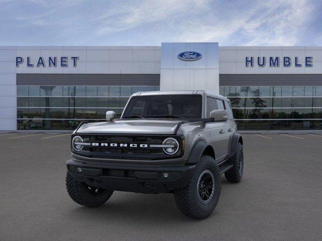 2024 Ford Bronco Outer Banks 2