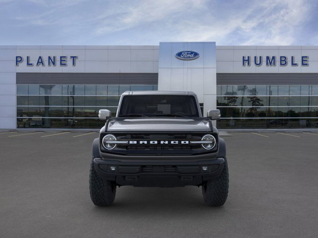 2024 Ford Bronco Outer Banks 6