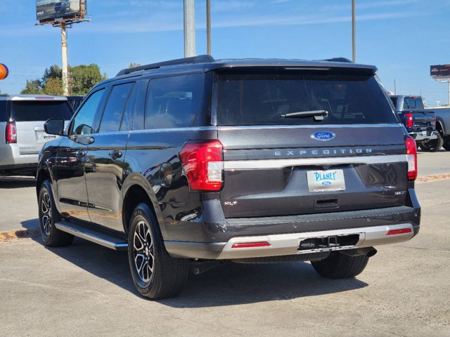 2022 Ford Expedition Max XLT 4