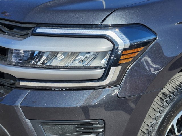 2022 Ford Expedition Max XLT 8