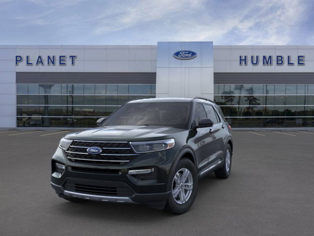 2024 Ford Explorer XLT 2