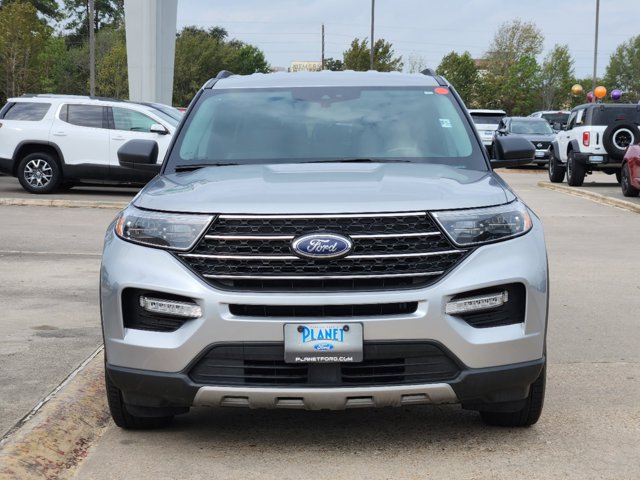 2023 Ford Explorer XLT 2