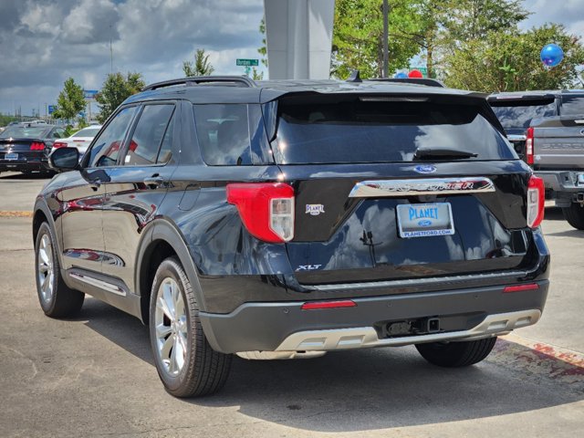 2024 Ford Explorer XLT 4