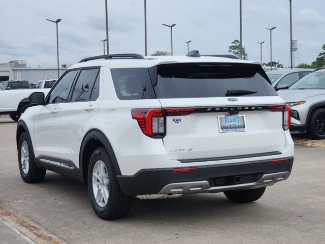 2025 Ford Explorer Active 4