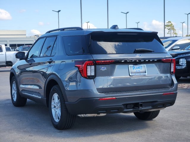 2025 Ford Explorer Active 5