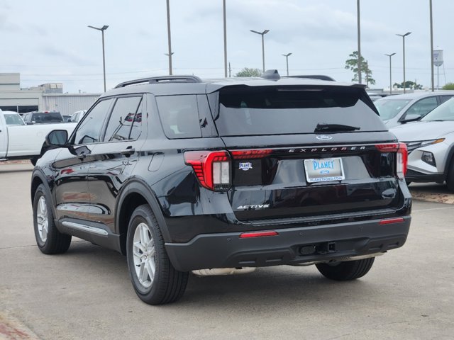 2025 Ford Explorer Active 4