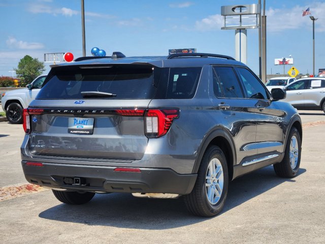 2025 Ford Explorer Active 3