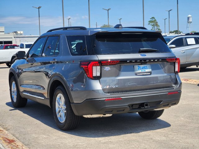 2025 Ford Explorer Active 4