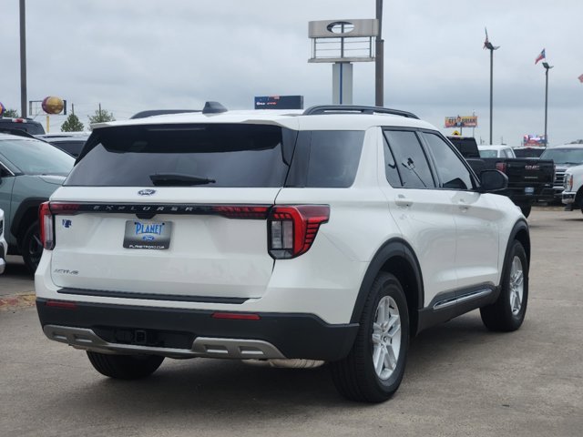 2025 Ford Explorer Active 3