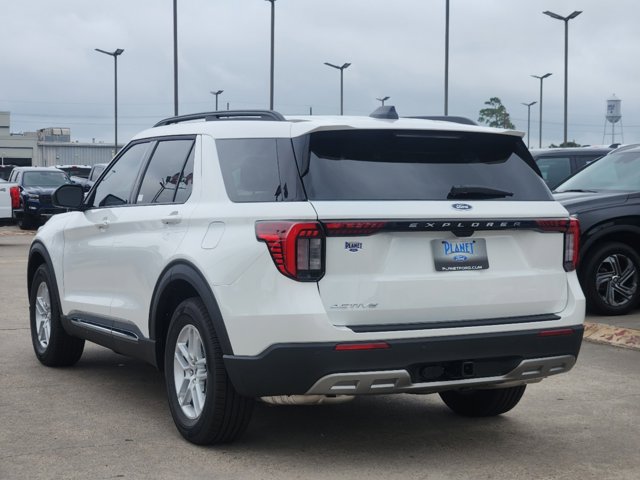 2025 Ford Explorer Active 4